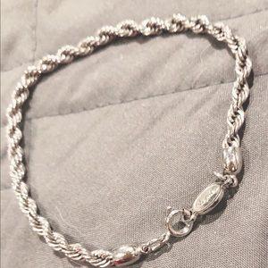 Napier Vintage Dainty 7.5” Rope Bracelet